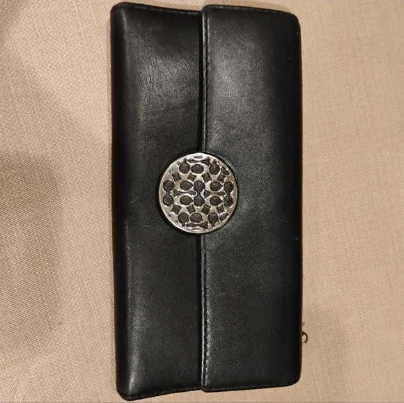 Diane Von Furstenberg & Coach Wallets. - Picture 8 of 12